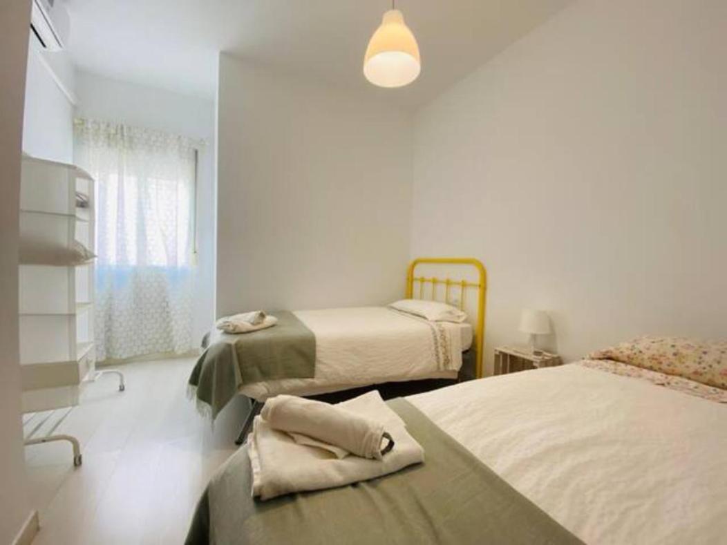 Acogedor Apartamento En El Centro De Малага Екстер'єр фото